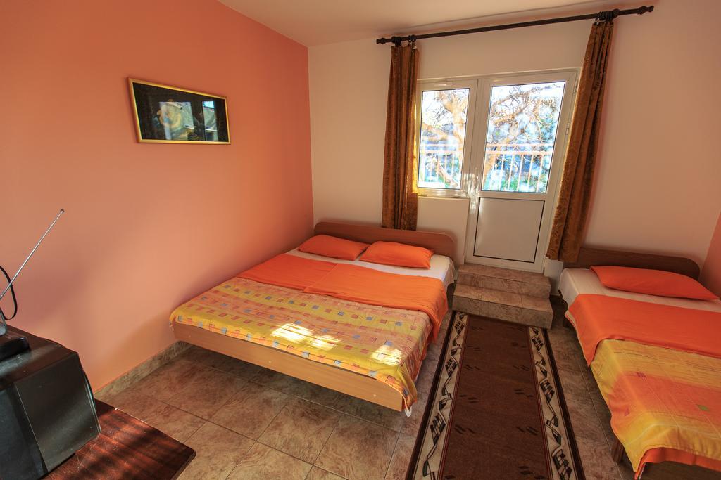 סוטומורה Apartments Vitic חדר תמונה