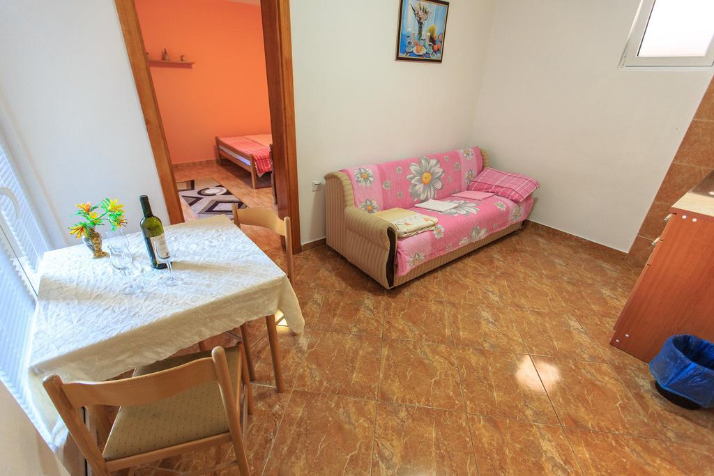 סוטומורה Apartments Vitic חדר תמונה