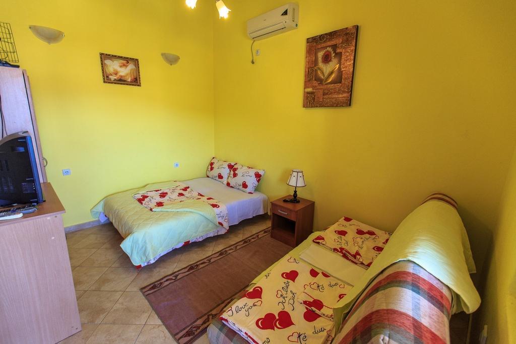 סוטומורה Apartments Vitic חדר תמונה