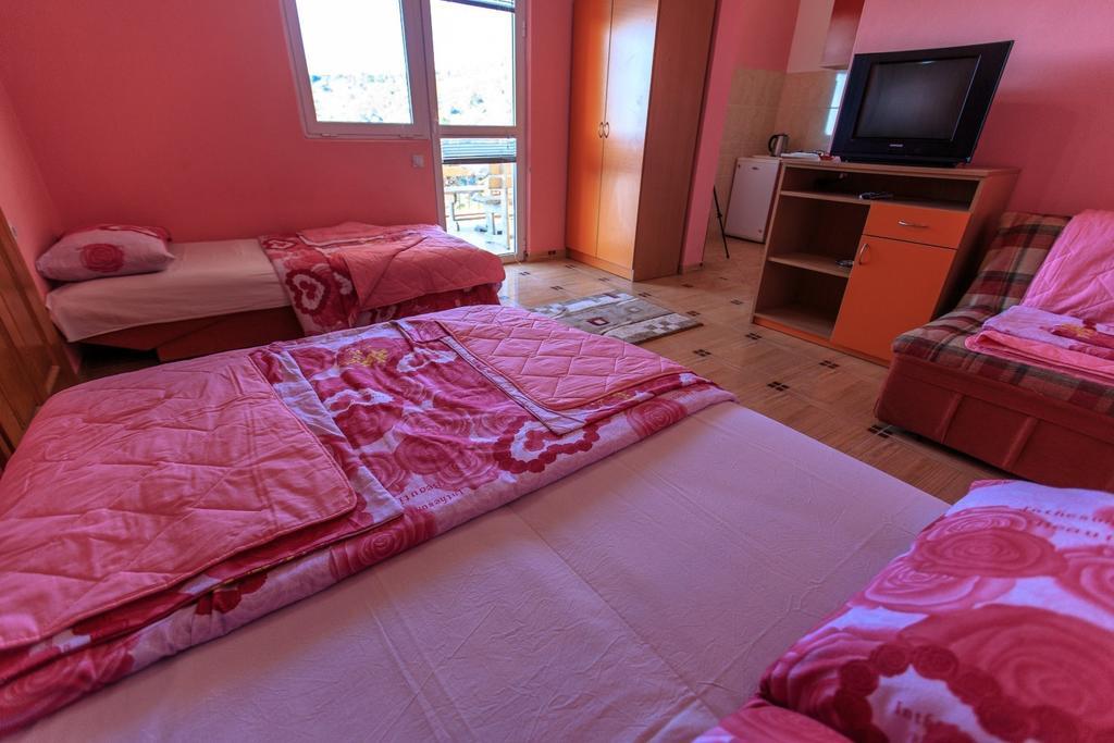 סוטומורה Apartments Vitic חדר תמונה