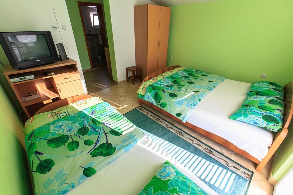 סוטומורה Apartments Vitic חדר תמונה