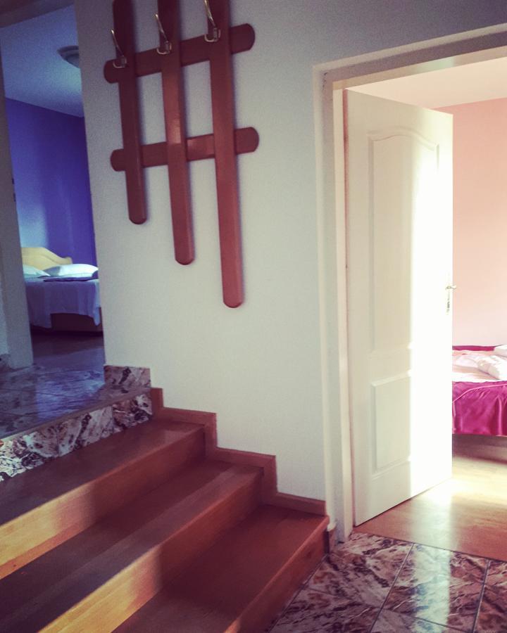 סוטומורה Apartments Vitic מראה חיצוני תמונה