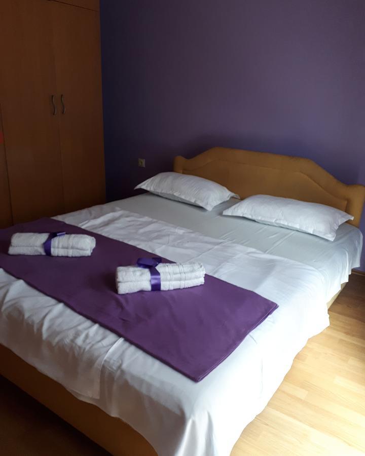 סוטומורה Apartments Vitic מראה חיצוני תמונה